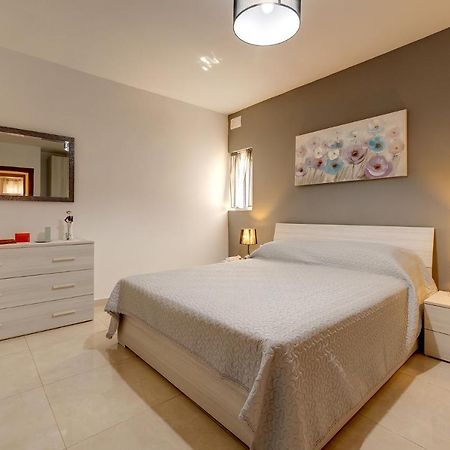 Stylish Bright And Airy Apart In Central Bugibba St. Paul's Bay Dış mekan fotoğraf