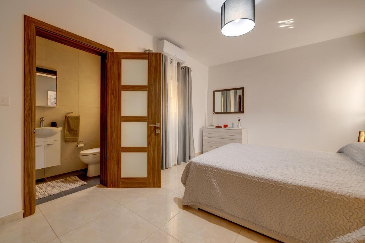 Stylish Bright And Airy Apart In Central Bugibba St. Paul's Bay Dış mekan fotoğraf