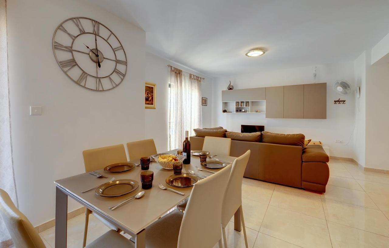 Stylish Bright And Airy Apart In Central Bugibba St. Paul's Bay Dış mekan fotoğraf