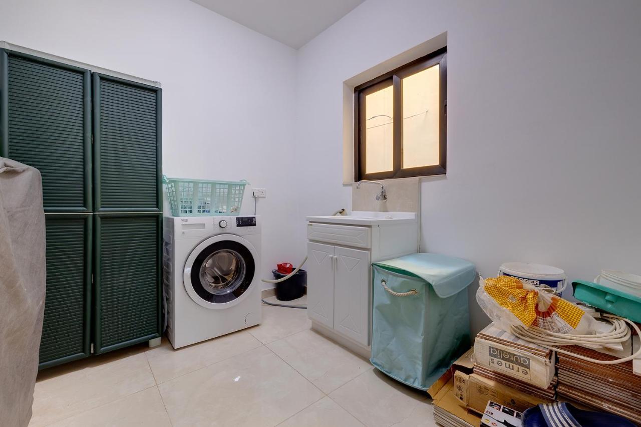 Stylish Bright And Airy Apart In Central Bugibba St. Paul's Bay Dış mekan fotoğraf